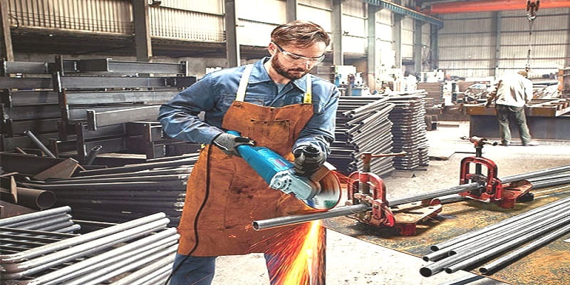 از برشکاری سرد و گرم در صنایع مختلف استفاده می شود.