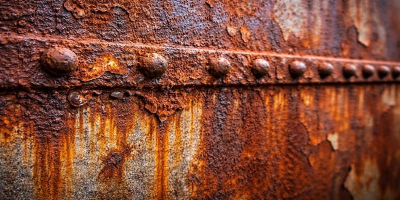 نمایی از آهن زنگ زده